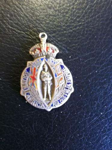 FOR QUEEN & EMPIRE SOLDIERS/FLAG SILVER HERN NO526 AWESOME.